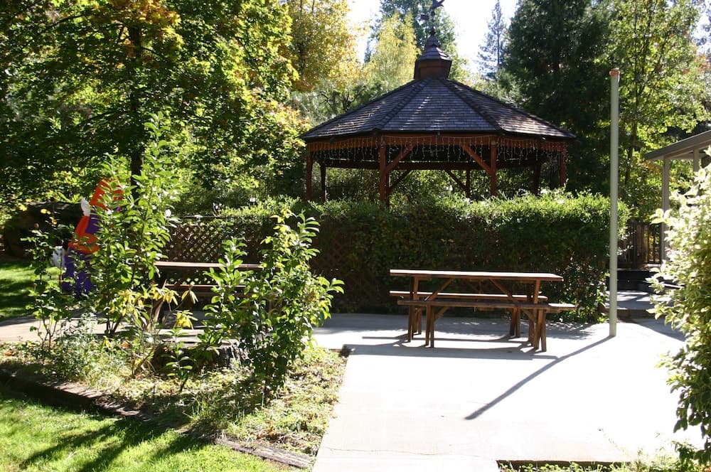 Nevada City Inn main