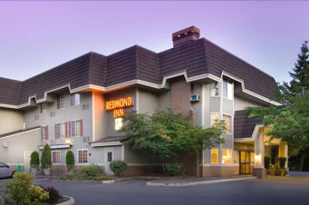Redmond Inn main