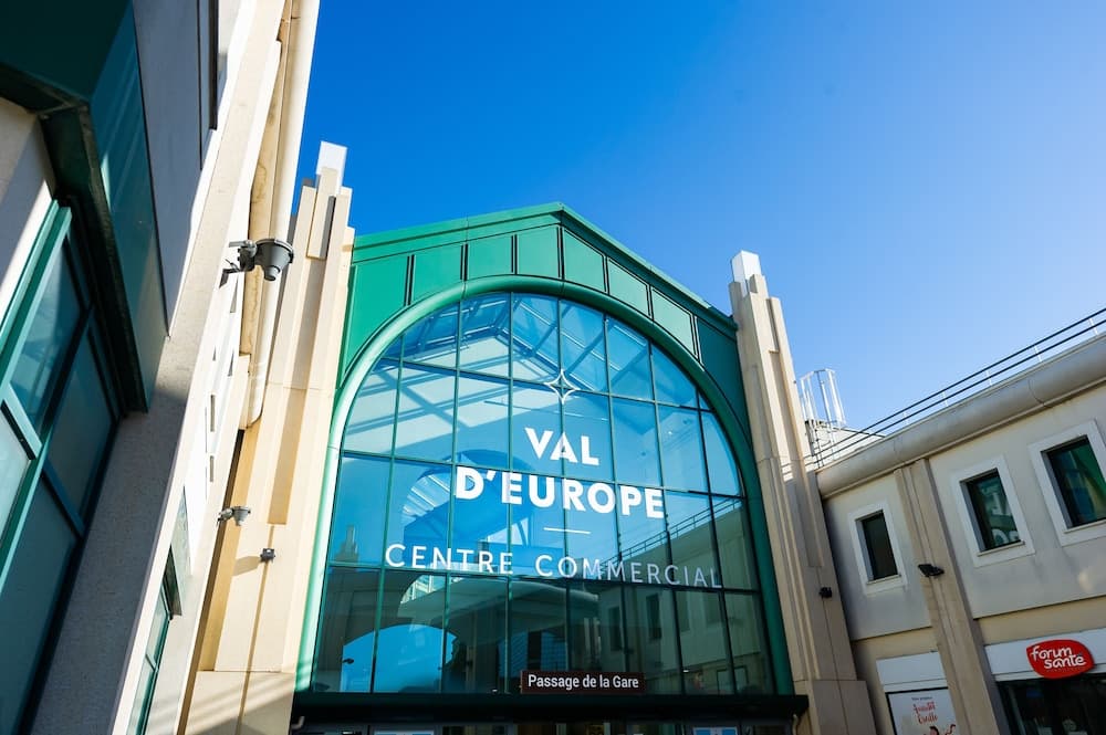 Staycity Aparthotels Near Disneyland Paris main