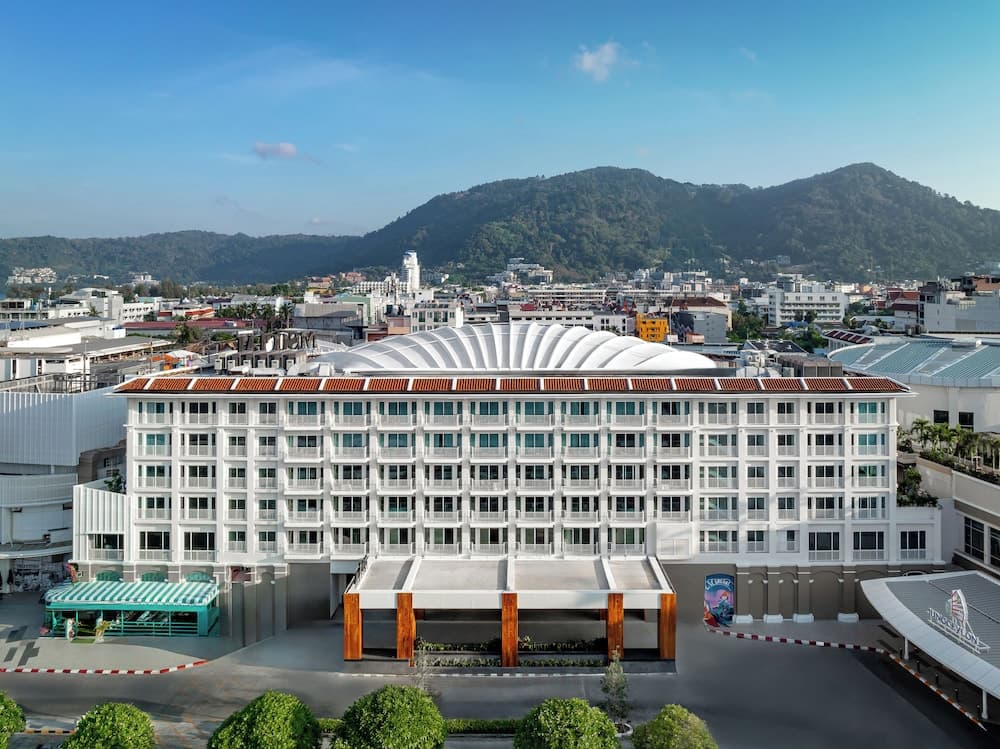 M Social Phuket main