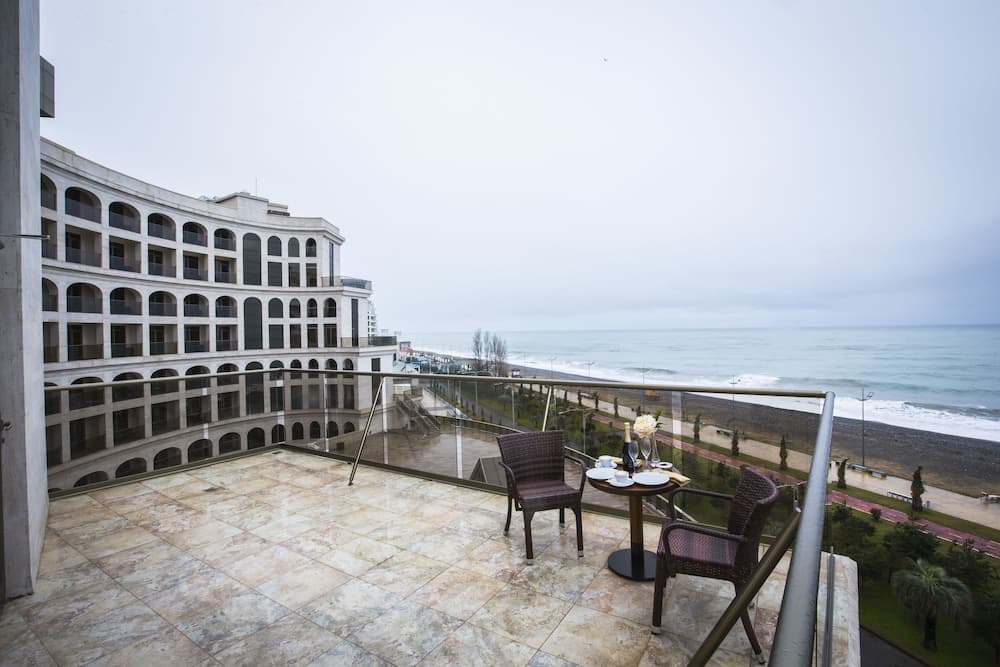 Colosseum Marina Hotel