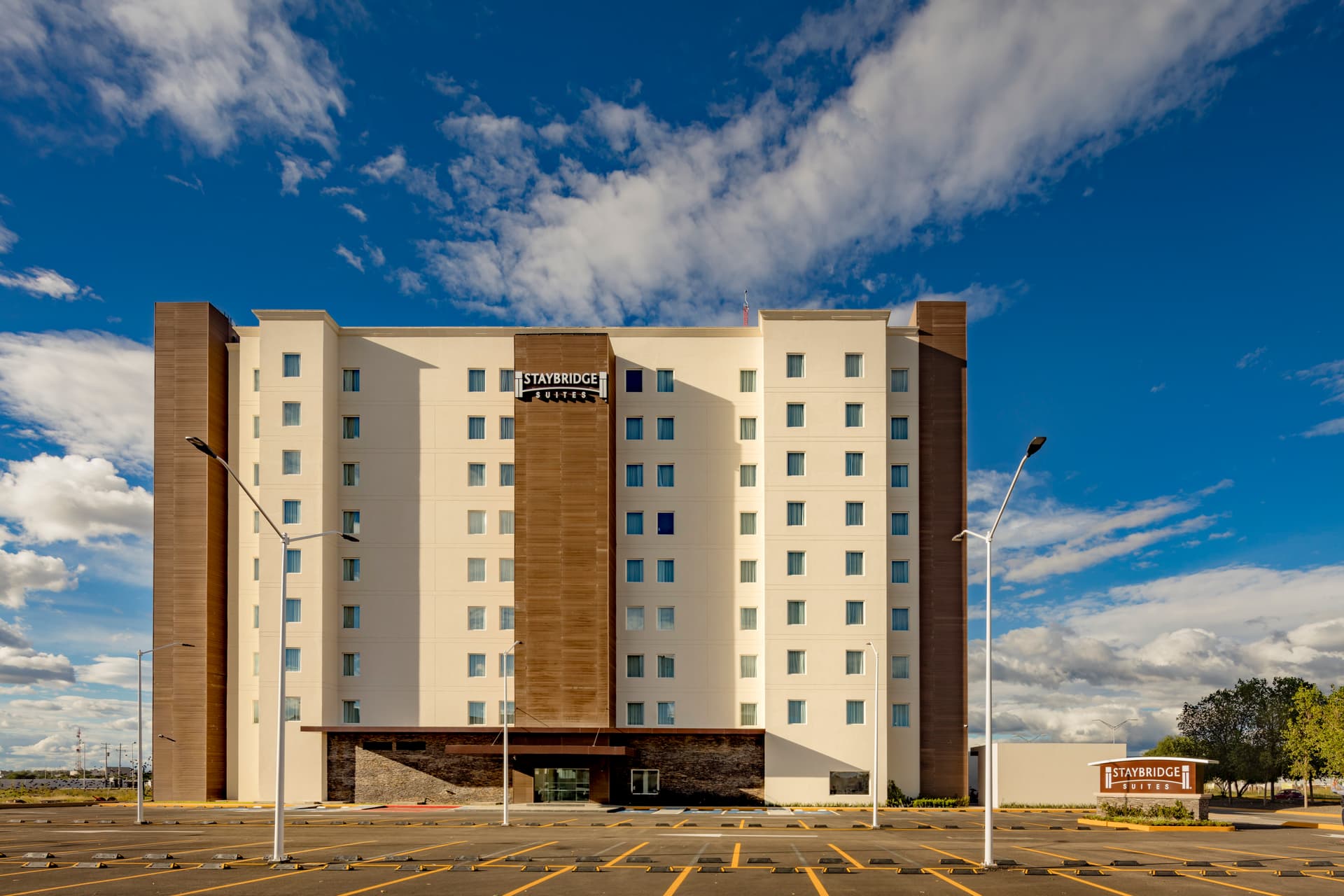 Staybridge Suites Irapuato main