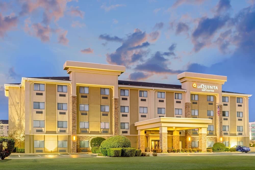 La Quinta Inn & Suites Oklahoma City-Midwest City main