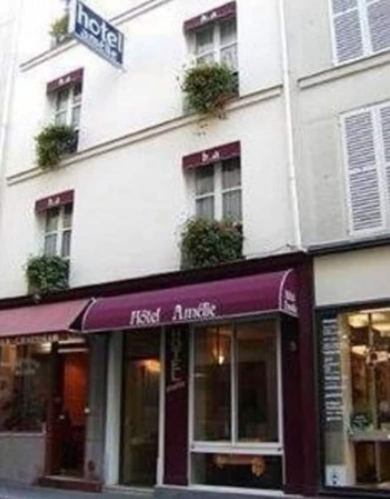 Hotel Amelie main