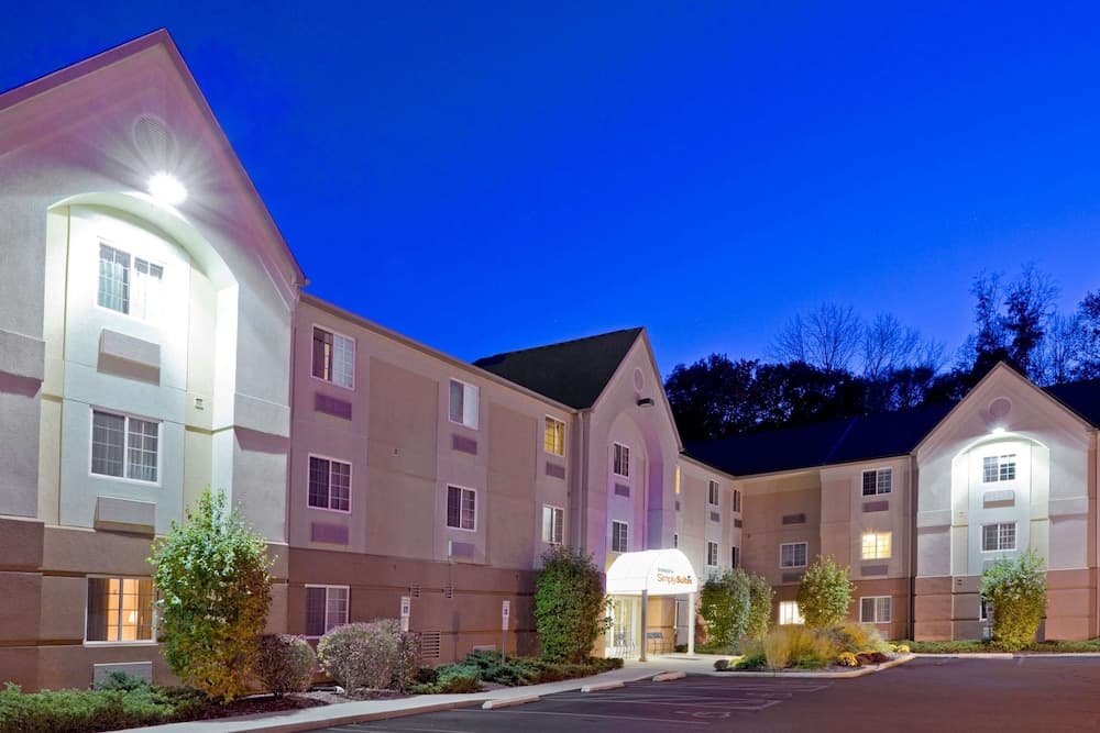 Sonesta Simply Suites Parsippany Morris Plains main