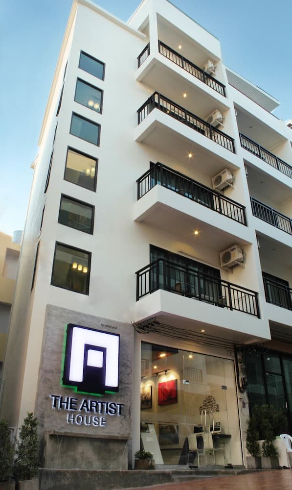 The Artist House main