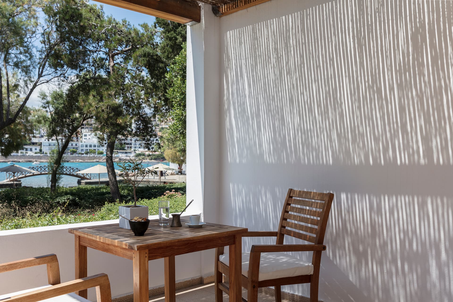 Minos Beach art hotel main