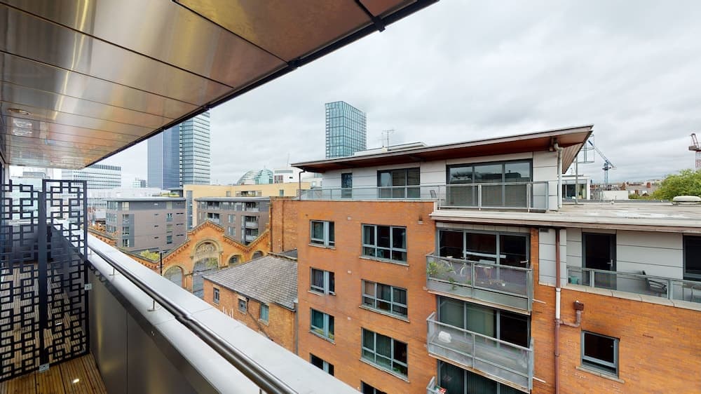 Quay Apartments Manchester main