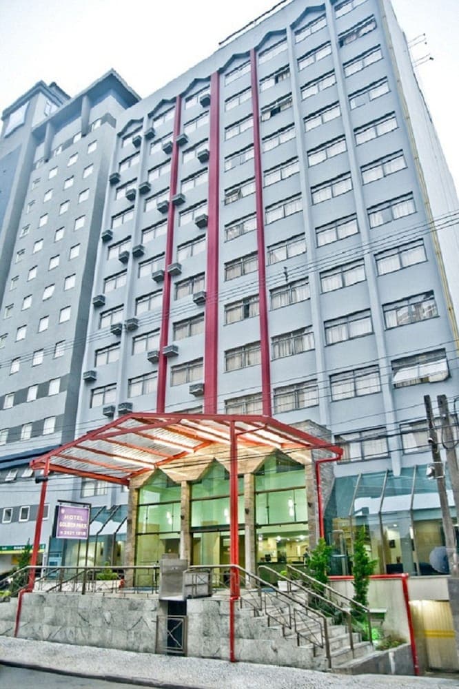Hotel Golden Park Curitiba main