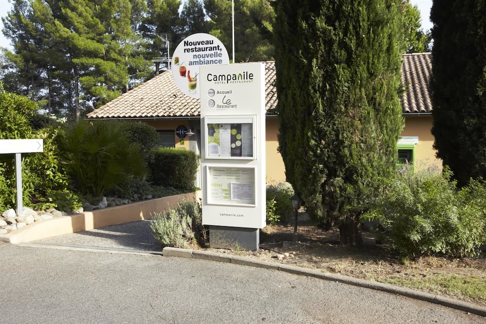 Campanile Manosque main