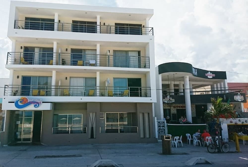 Hotel & Suites Domani main