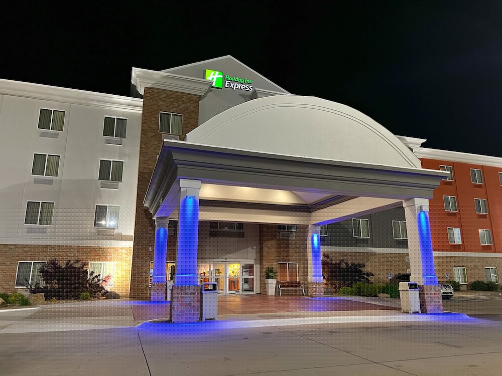 Holiday Inn Express Kearney main