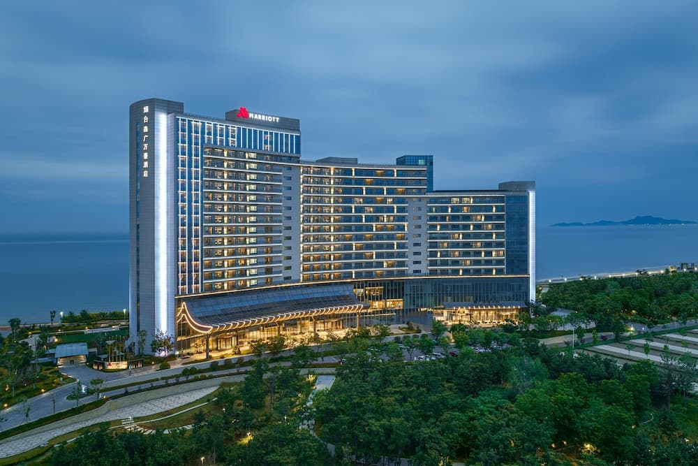 Marriott Yantai Hotel main