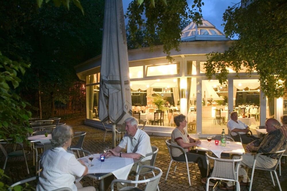 Hotel am Terrassenufer main