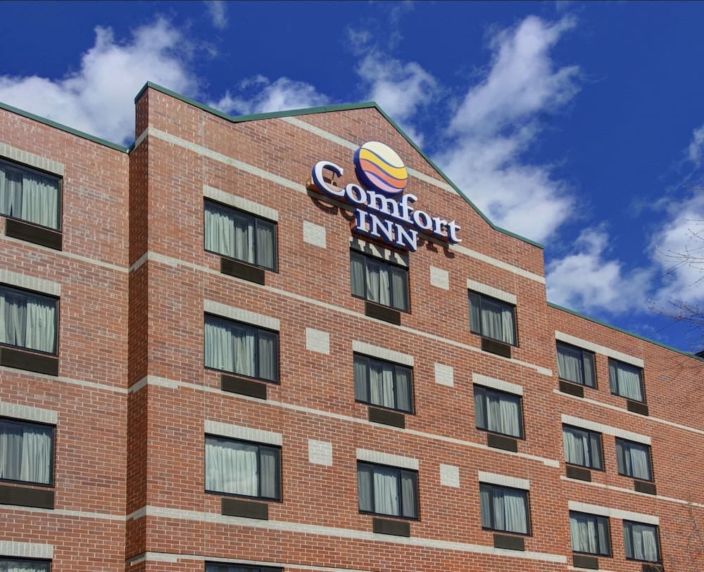 Spark by Hilton Woburn Boston