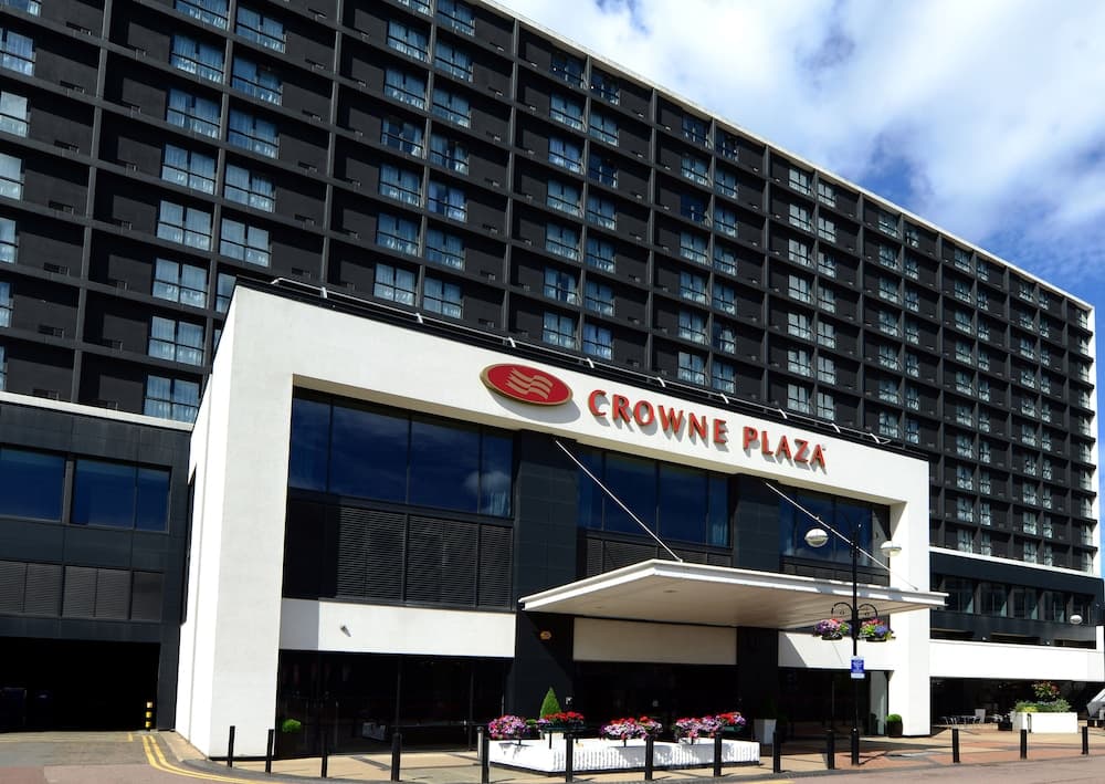 Crowne Plaza Birmingham City Centre main