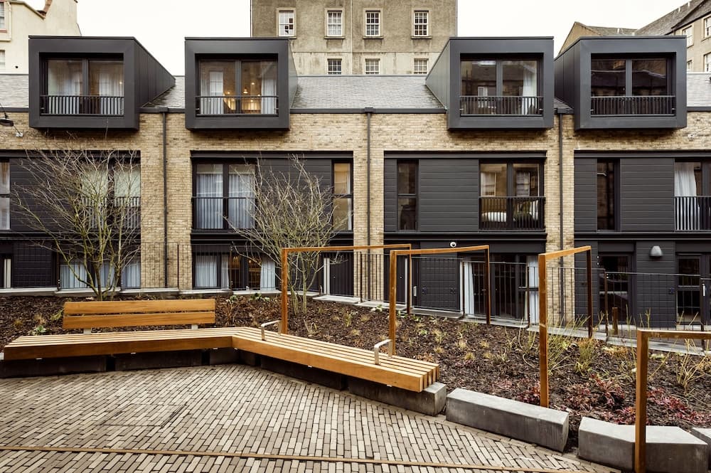 Wilde Aparthotels by Staycity Edinburgh Grassmarket main