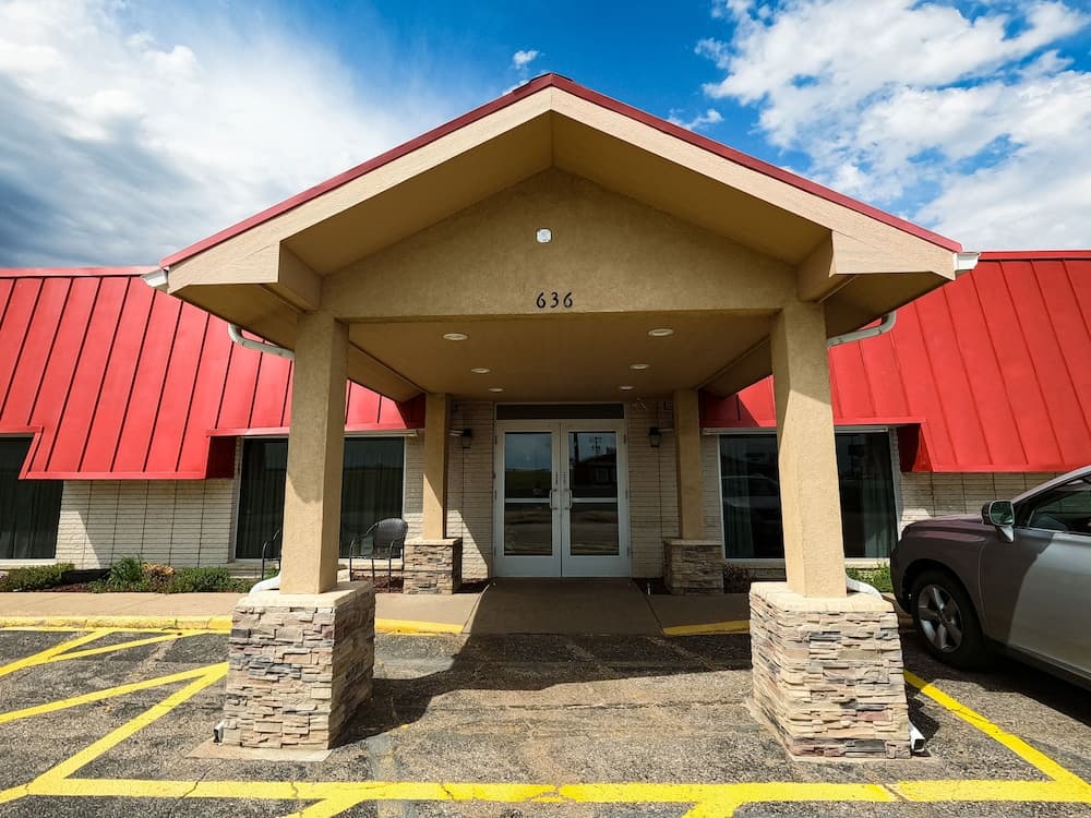 Econo Lodge main