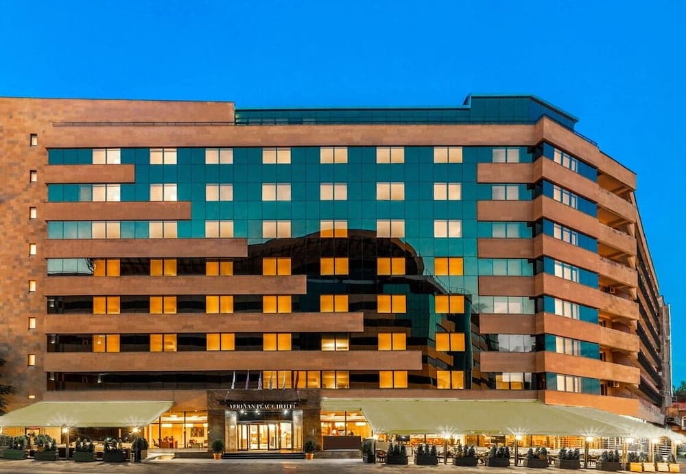 Yerevan Place Hotel main