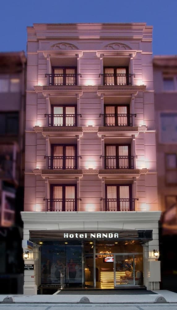 Nanda Hotel main