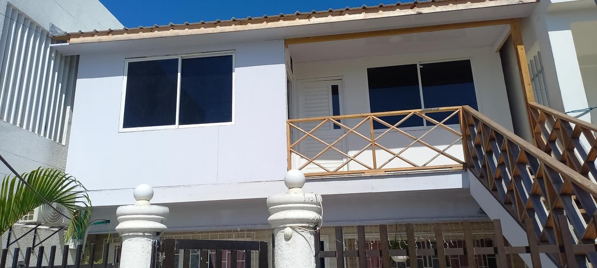 Posada Jimmy S House main