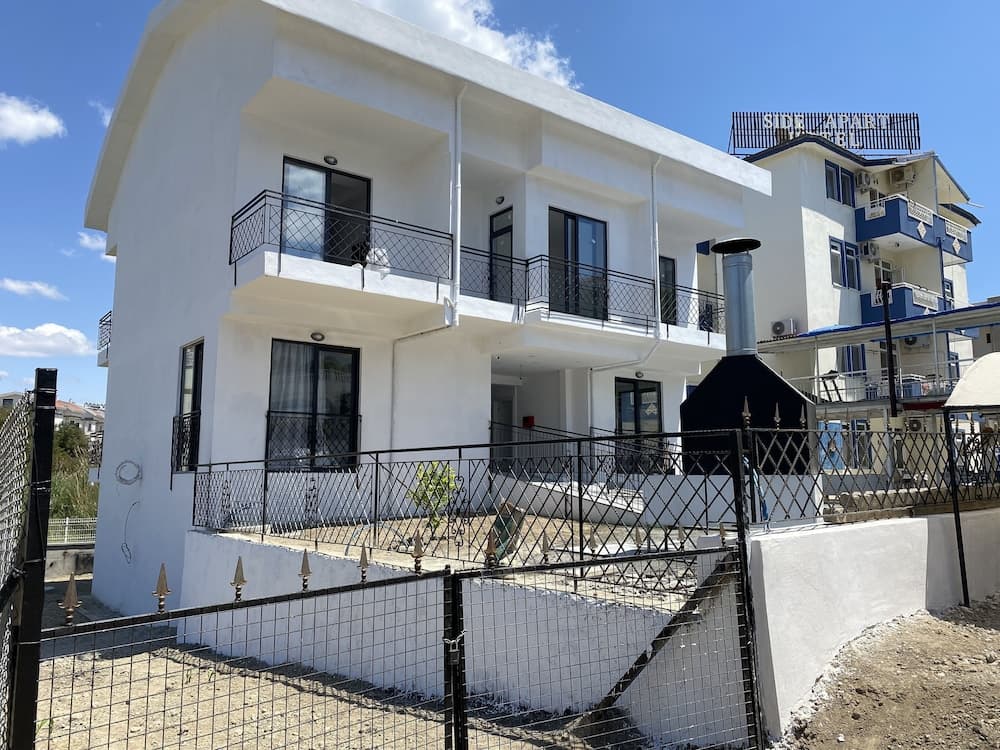 Side Apart Hotel