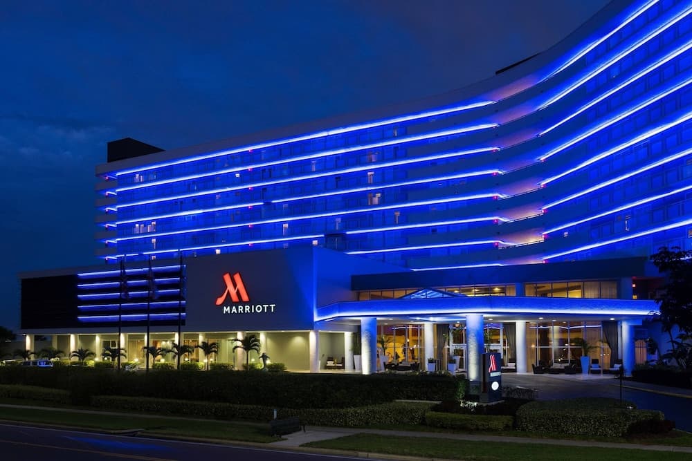 Clearwater Beach Marriott Suites on Sand Key main