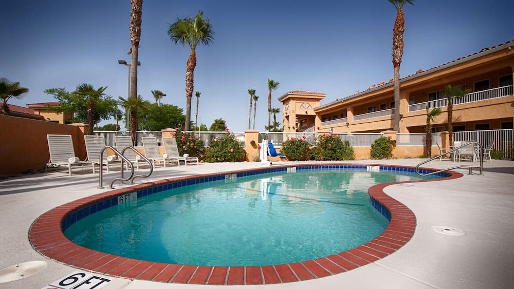 Best Western Inn & Suites Lemoore main