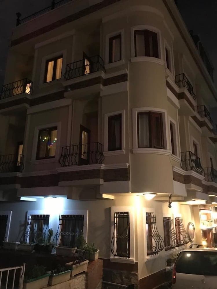 Berce Hotel main