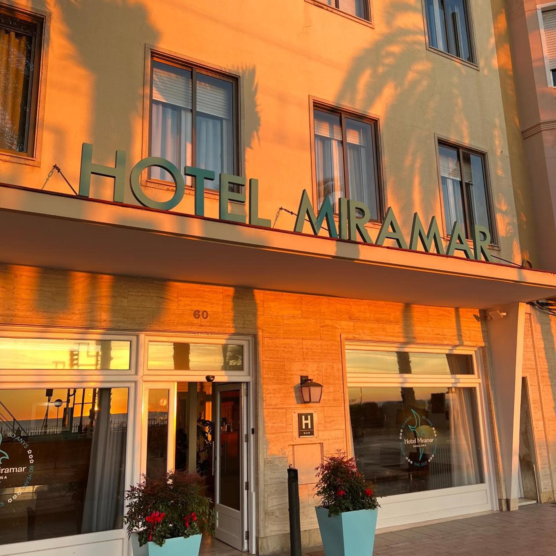 Hotel Miramar Badalona main