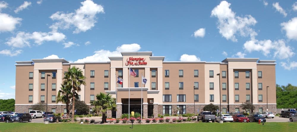 Hampton Inn & Suites Bay City main
