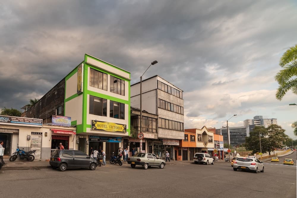 Ayenda 1122 Victoria main