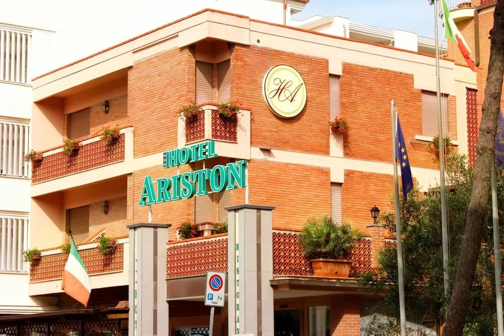 Hotel Ariston main