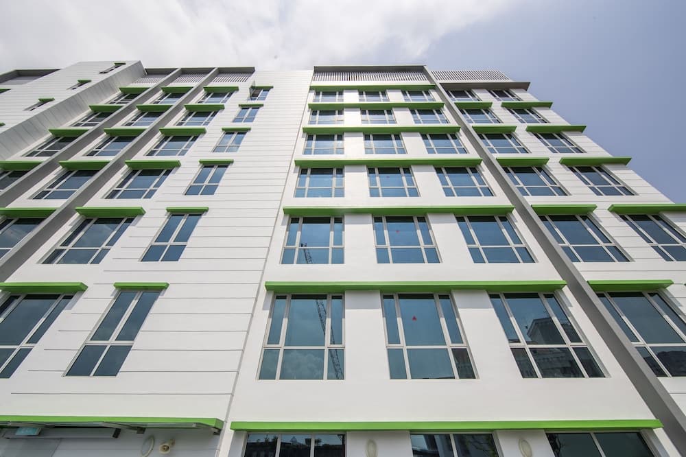 ibis Styles Singapore Albert main