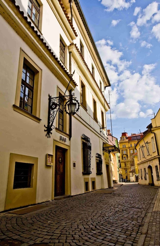 Hotel Kampa main