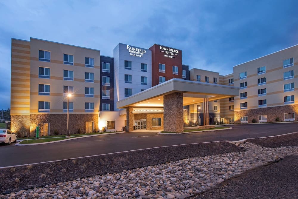 Fairfield Inn & Suites Altoona main