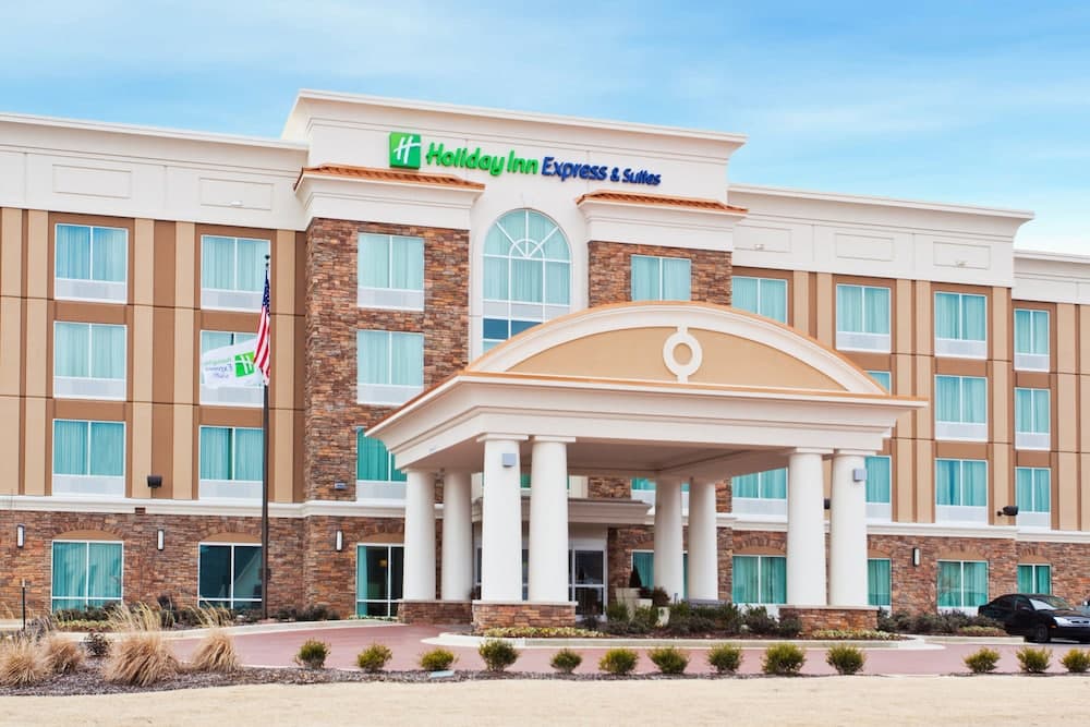 Holiday Inn Express & Suites Huntsville West - Research Park main