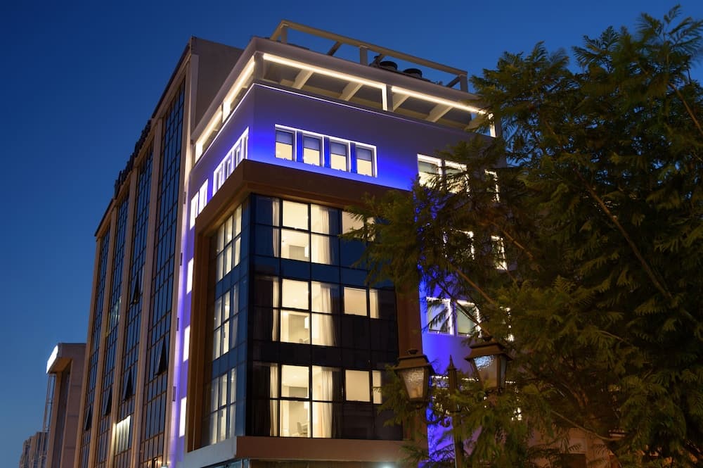 The Convo 212 main