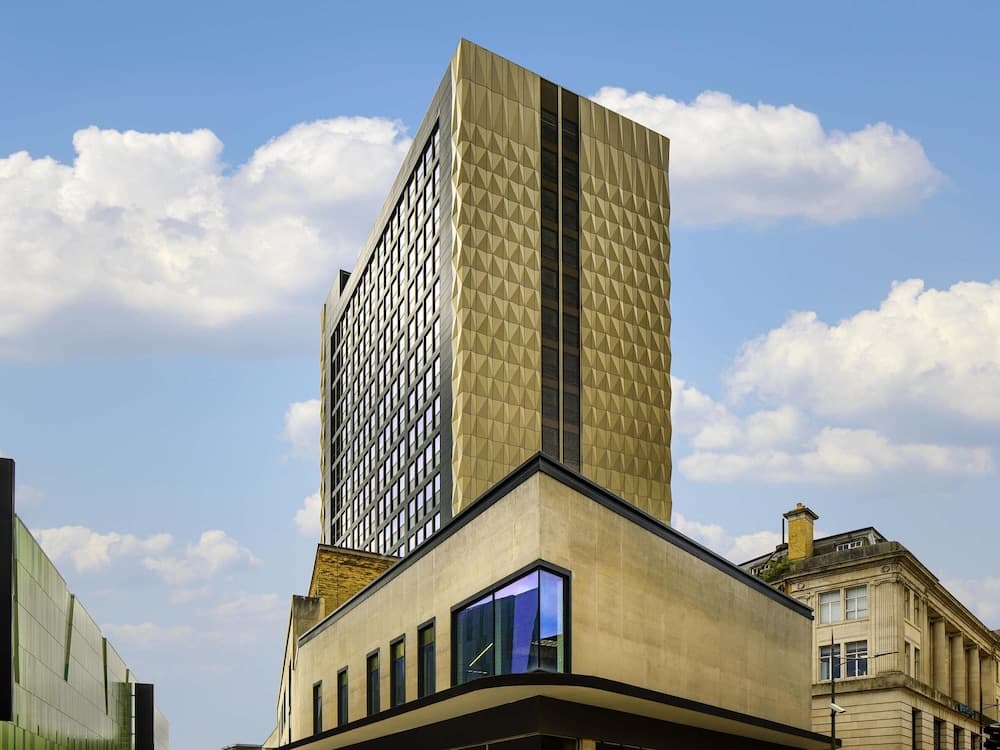 Mercure Newport main