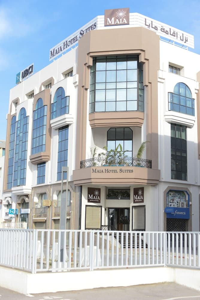 Maia Hotel Suites main