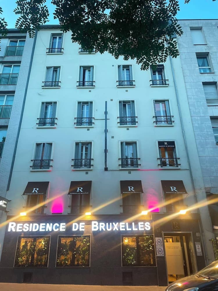 Residence de Bruxelles Paris main