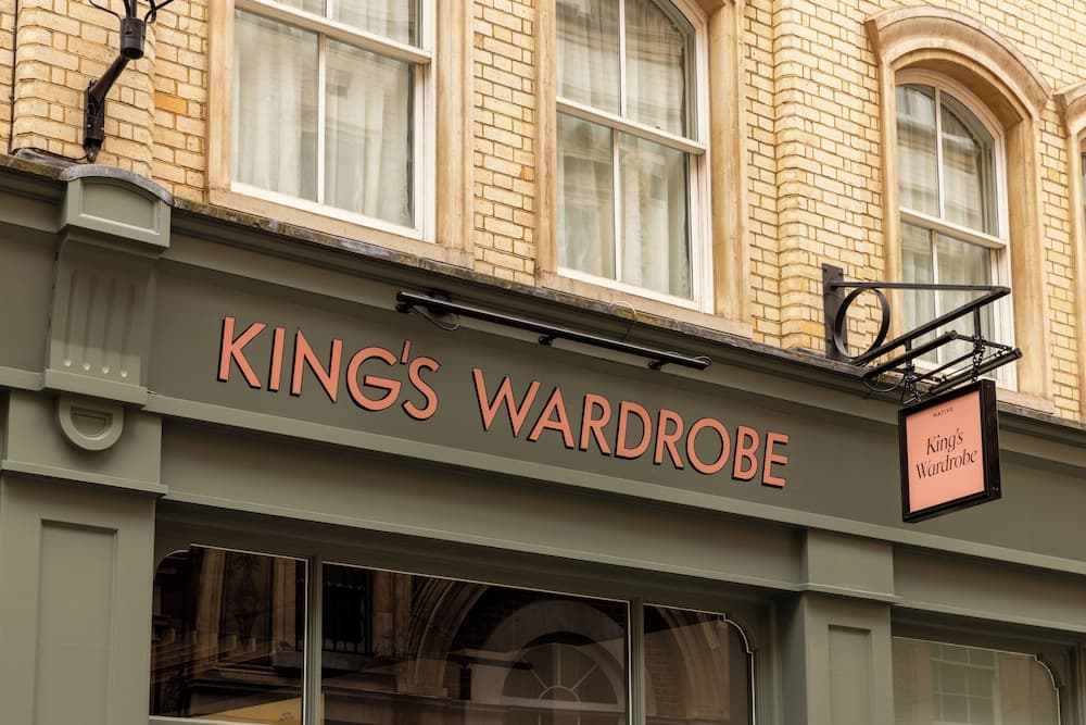Kings Wardrobe Apartments By Bridgestreet main
