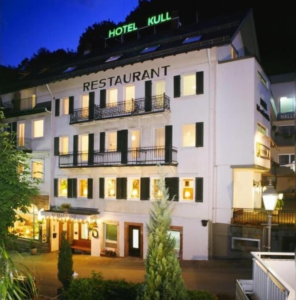 Kull von Schmidsfelden main