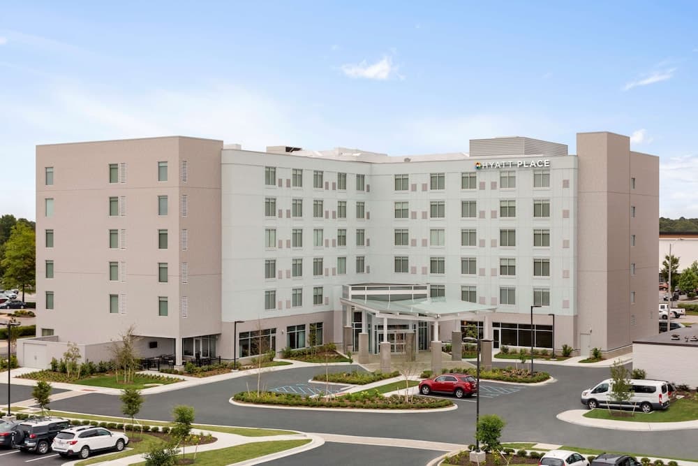 Hyatt Place Virginia Beach Town Center main