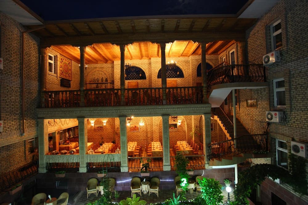 Grand Samarkand Superior B