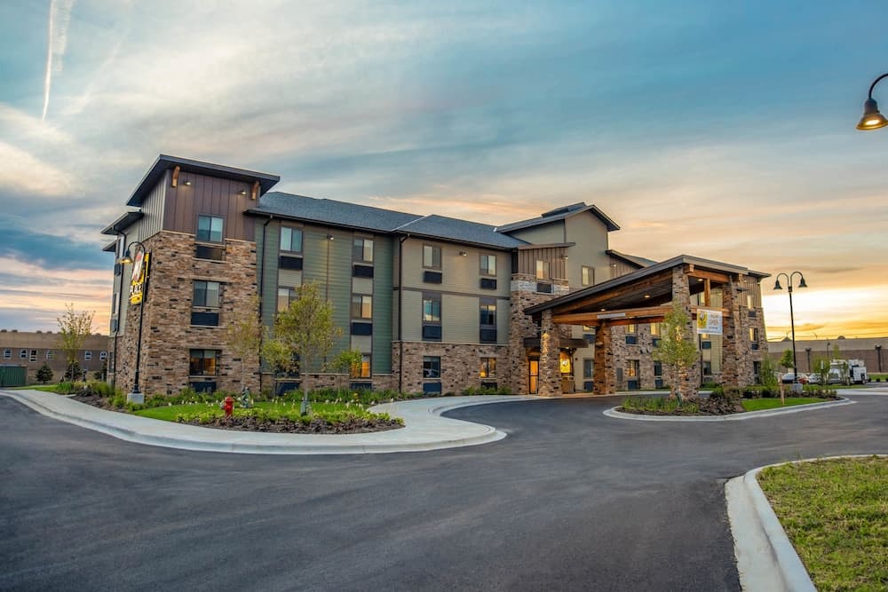 My Place Hotels - Chicago West/North Aurora, Il main