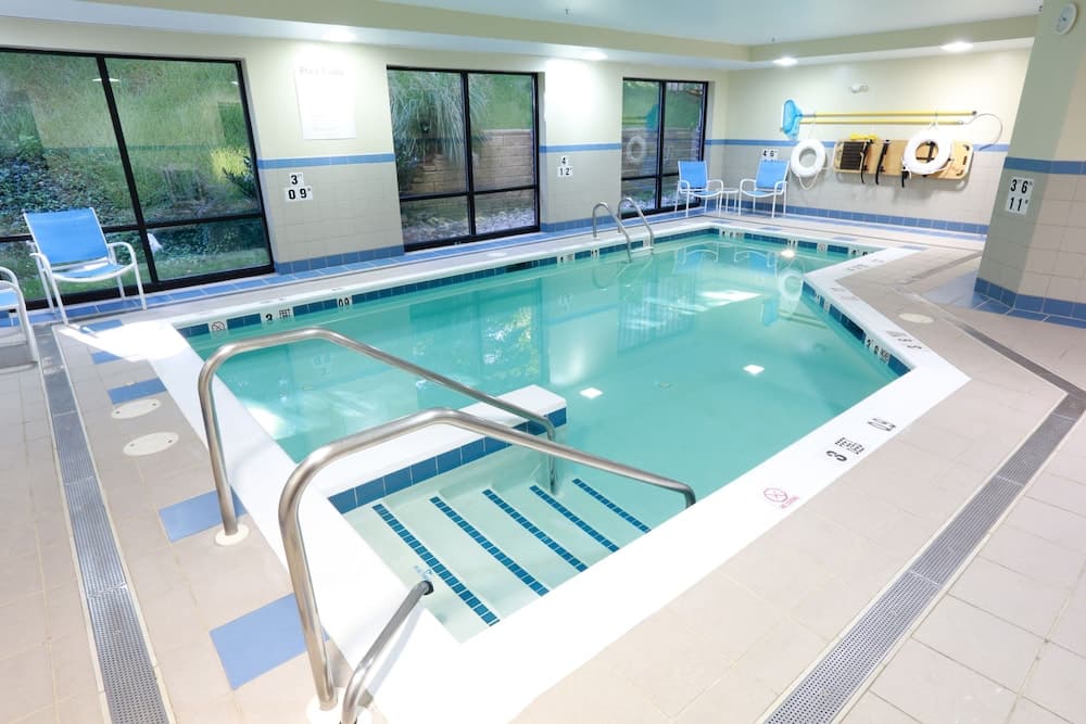 Holiday Inn Express And Suites West Chester main