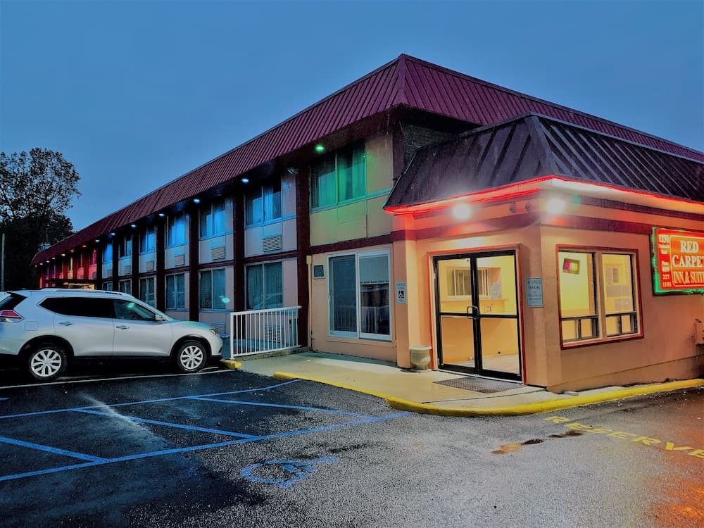 Red Carpet Inn & Suites Lima