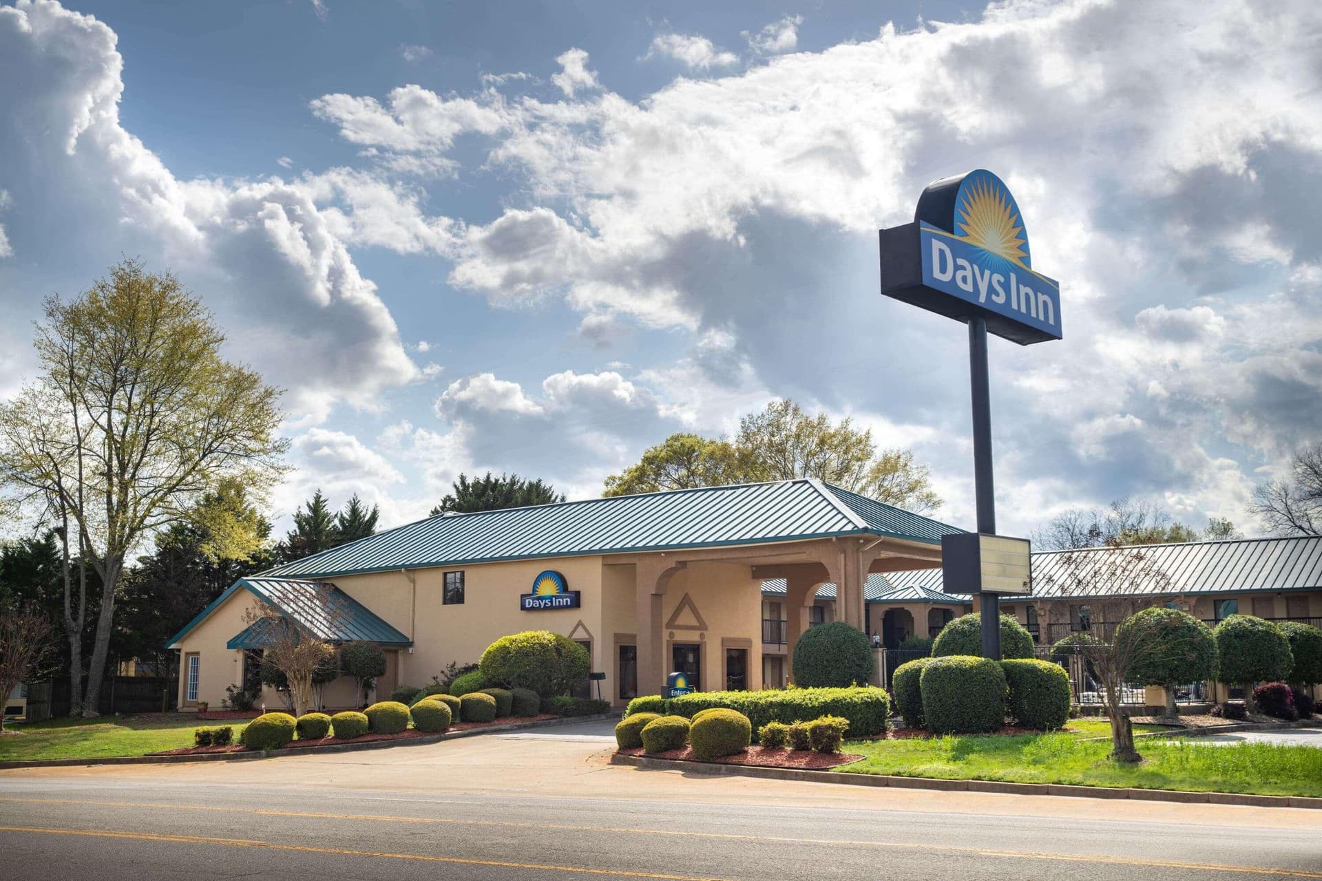 Days Inn By Wyndham Thomaston main