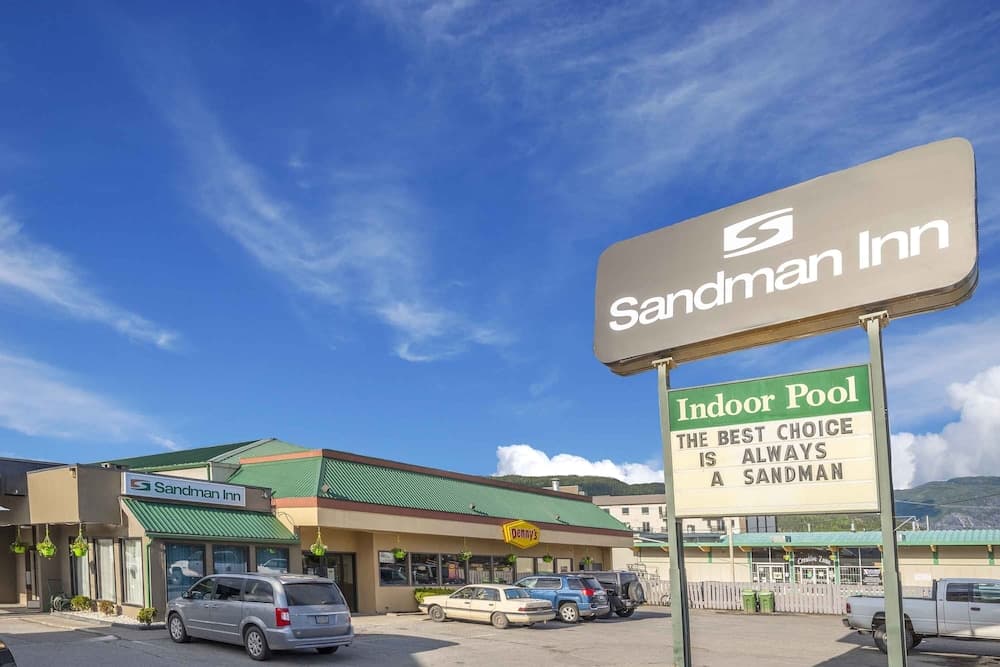 Sandman Inn Terrace